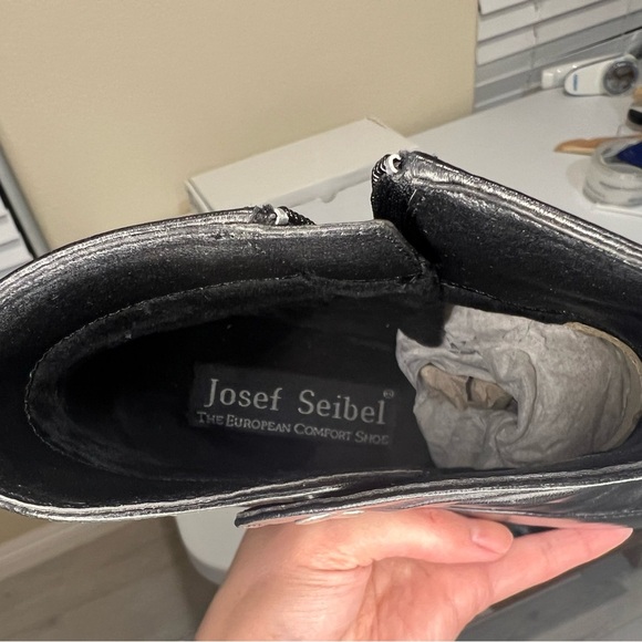 Josef Seibel black leather bootie ankle boots 37 US 6 6.5 - Picture 6 of 9